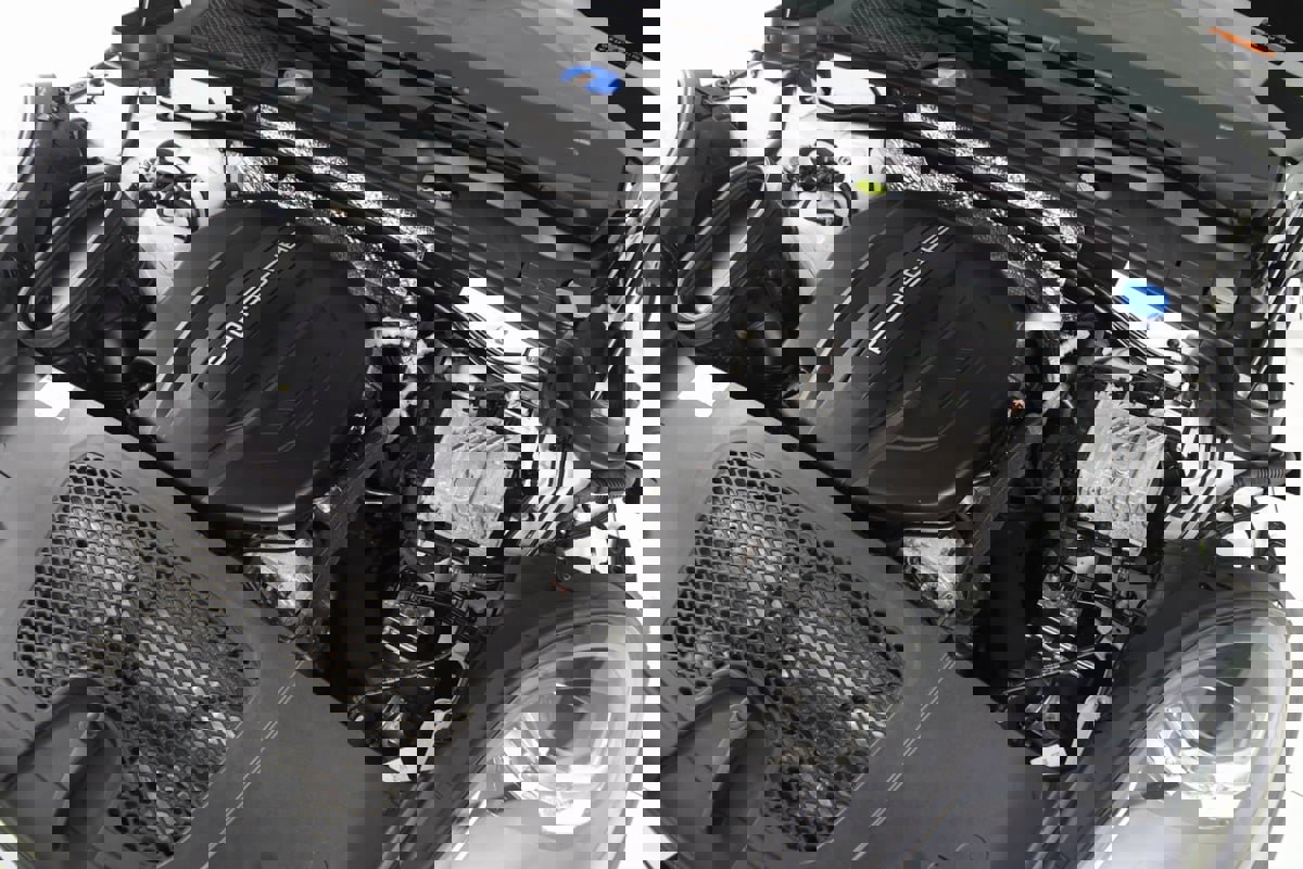 Used 2021 Porsche Macan image 20