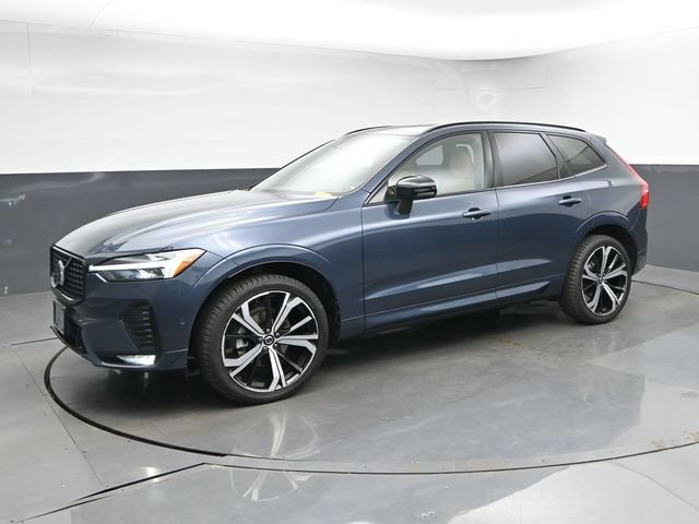 Used 2023 Volvo XC60 B5 Ultimate w/ Climate Package AWD/4WD image 4