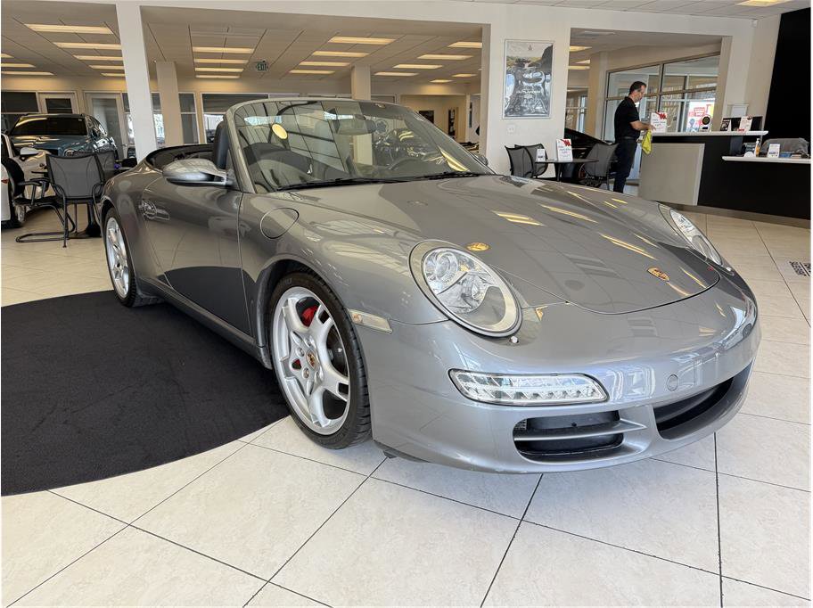 Used 2005 Porsche 911 Carrera S image 3