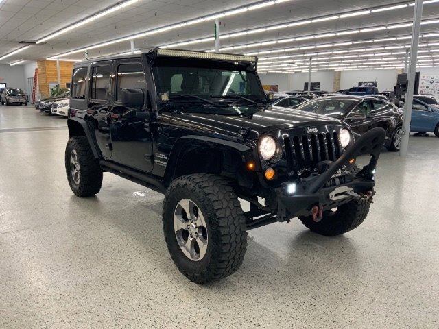 Used 2015 Jeep Wrangler Unlimited Sport image 2