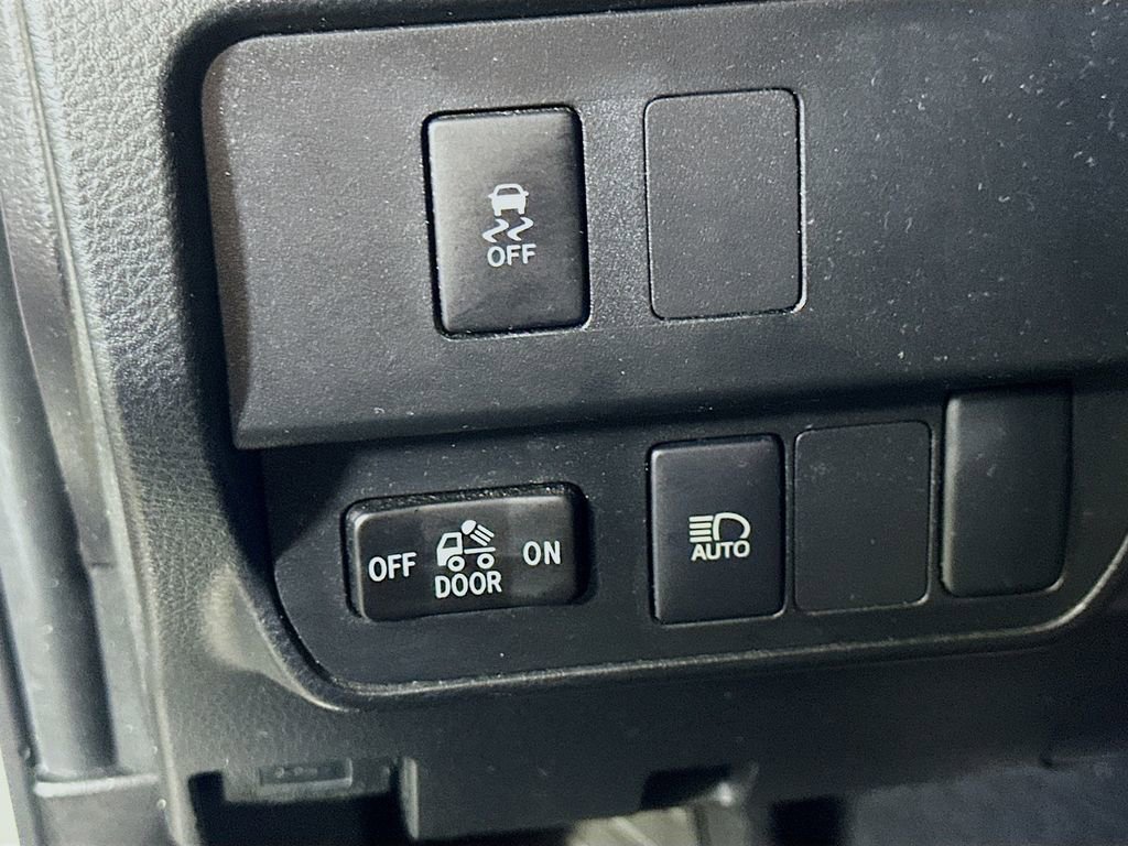 Used 2023 Toyota Tacoma SR5 image 21