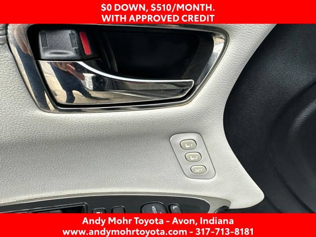 Used 2018 Toyota Avalon XLE Premium FWD image 10