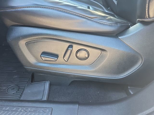 Used 2021 Ford Explorer XLT w/ Equipment Group 202A RWD image 30