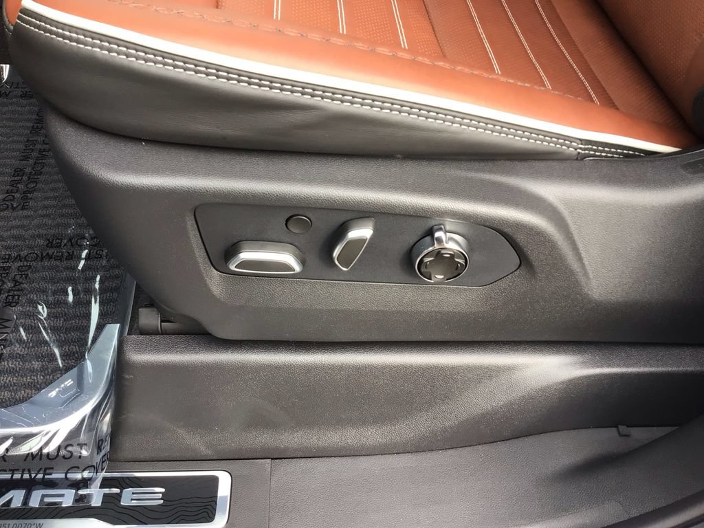 New 2026 GMC Sierra 3500 Denali Ultimate AWD/4WD image 19