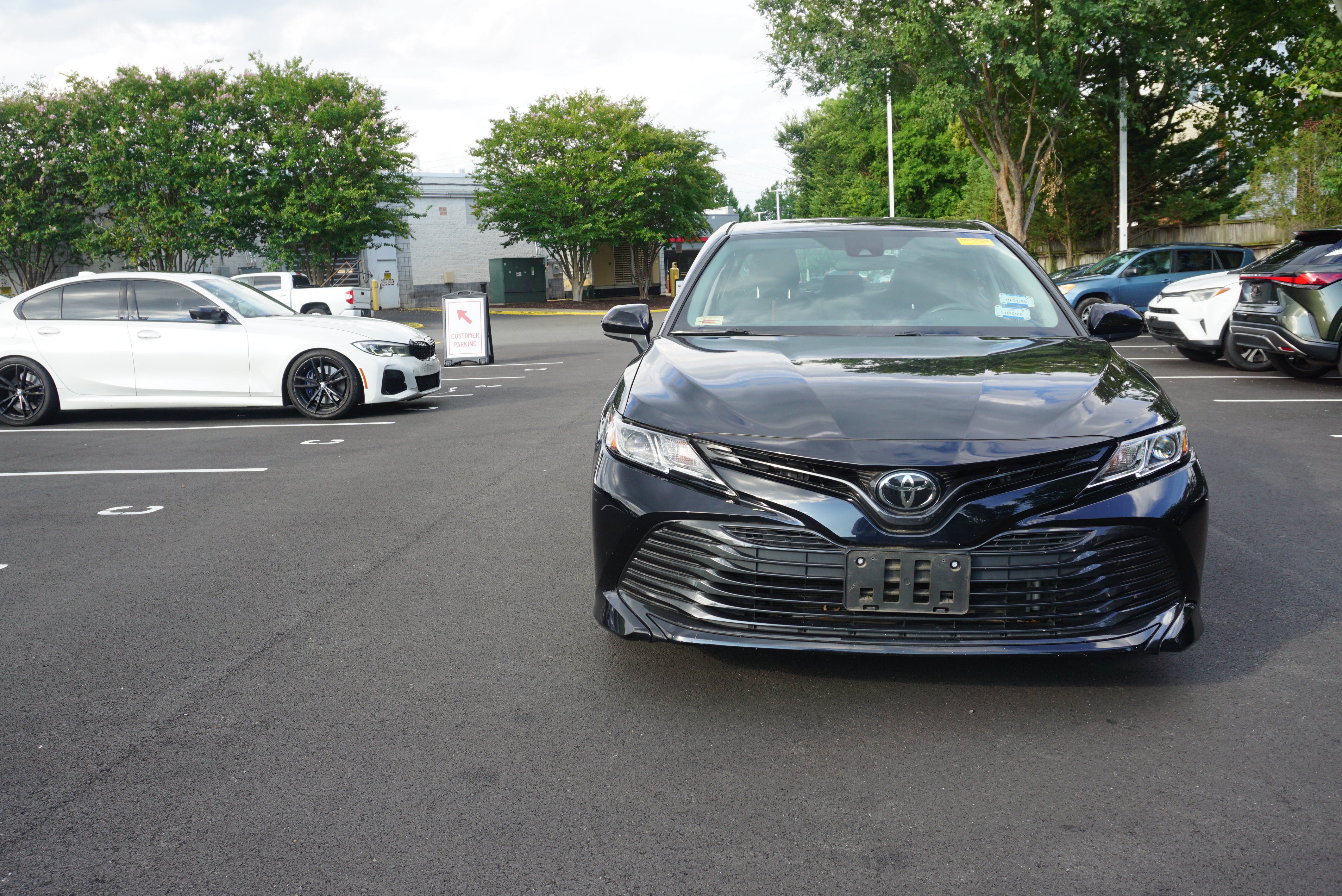 Used 2020 Toyota Camry LE w/ Carpet Mat Package FWD image 2
