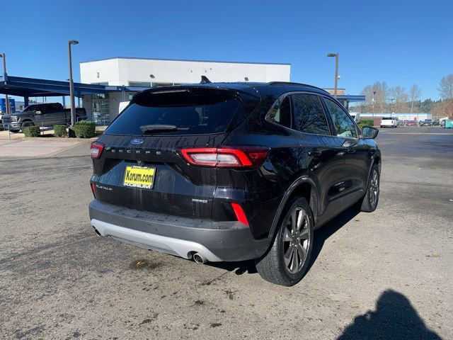 Used 2024 Ford Escape Platinum AWD/4WD image 7