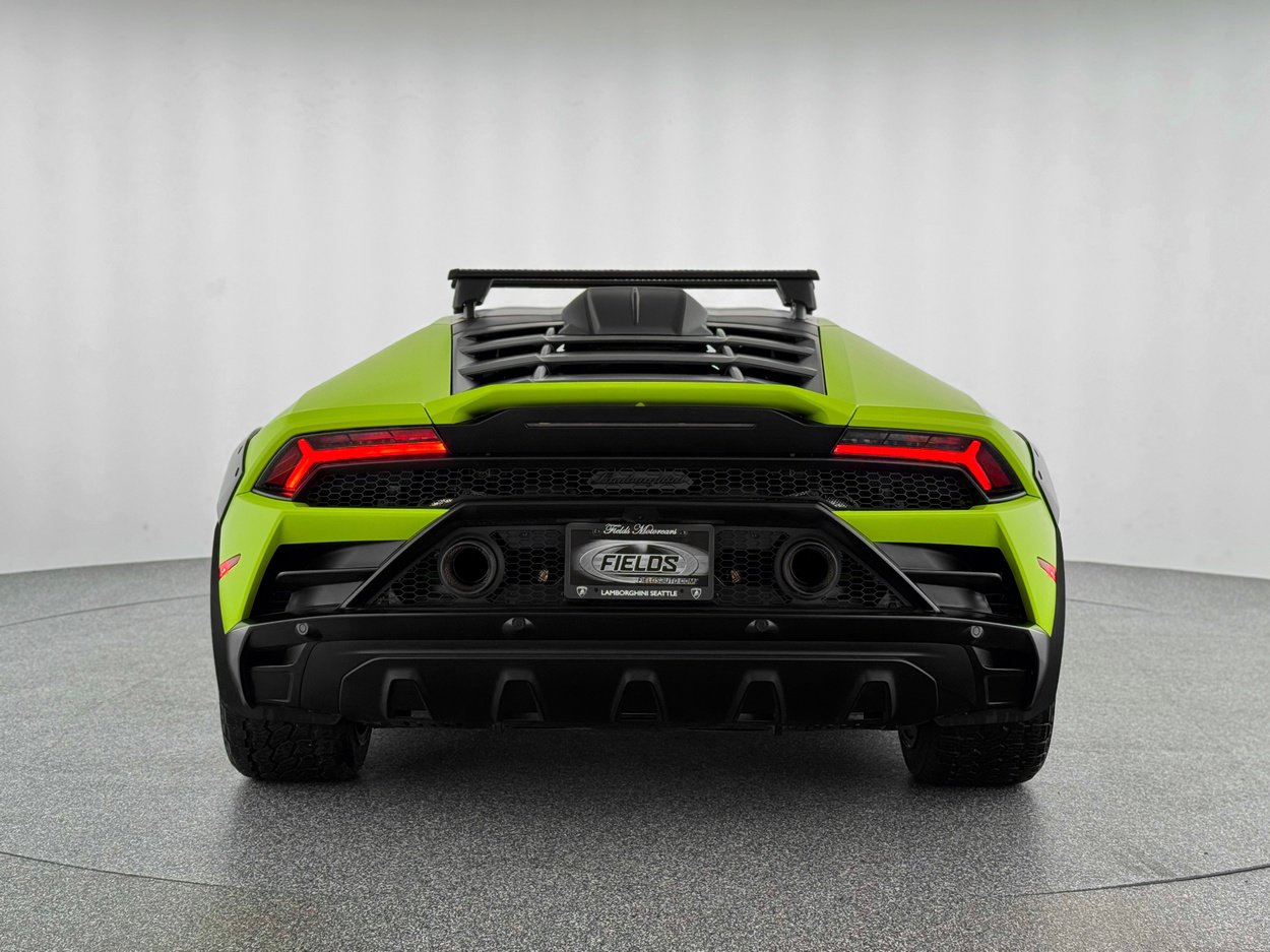 Used 2023 Lamborghini Huracan Sterrato image 6