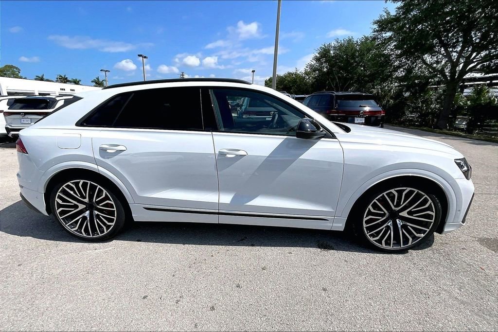 New 2026 Audi SQ8 Prestige AWD/4WD image 4