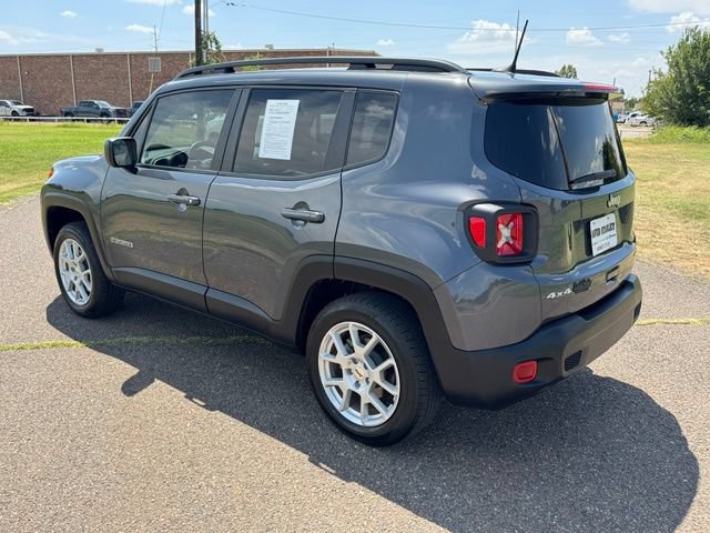 Certified 2022 Jeep Renegade Latitude w/ Convenience Group AWD/4WD image 4