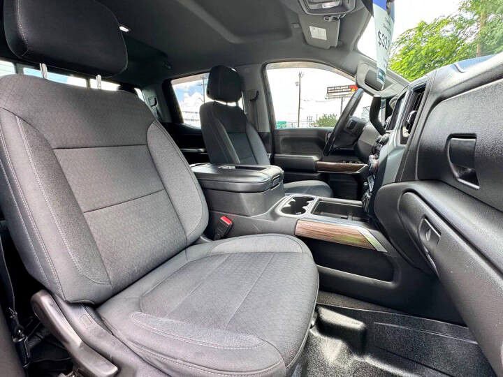 Used 2020 Chevrolet Silverado 1500 RST w/ Texas Edition image 15