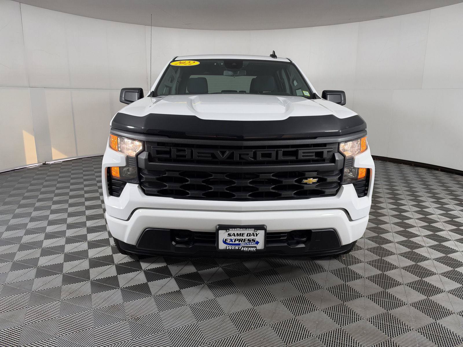 Used 2022 Chevrolet Silverado 1500 Custom AWD/4WD image 9