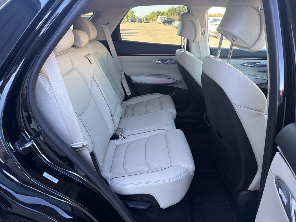 New 2027 Genesis GV70 2.5T Advanced AWD/4WD image 25