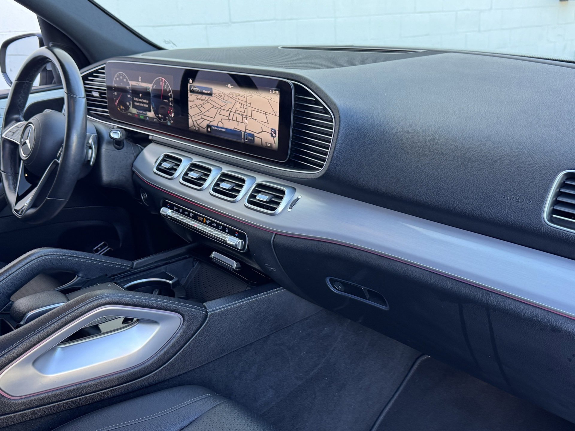 Used 2024 Mercedes-Benz GLE 450e 4MATIC image 12