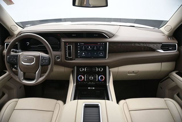 Used 2023 GMC Yukon Denali AWD/4WD image 12