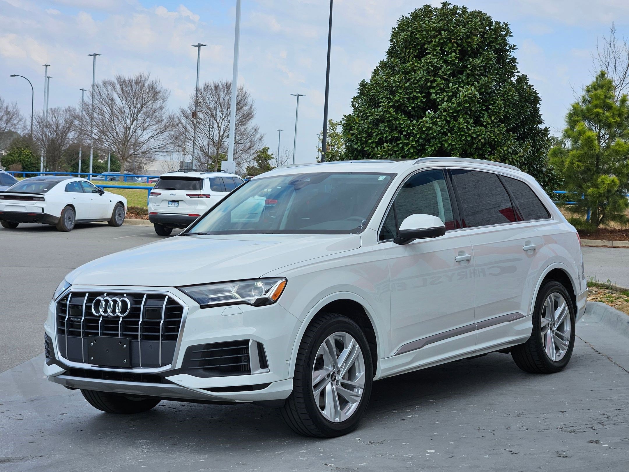 Used 2022 Audi Q7 Premium Plus image 3