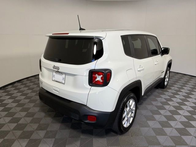 Used 2023 Jeep Renegade Latitude AWD/4WD image 6