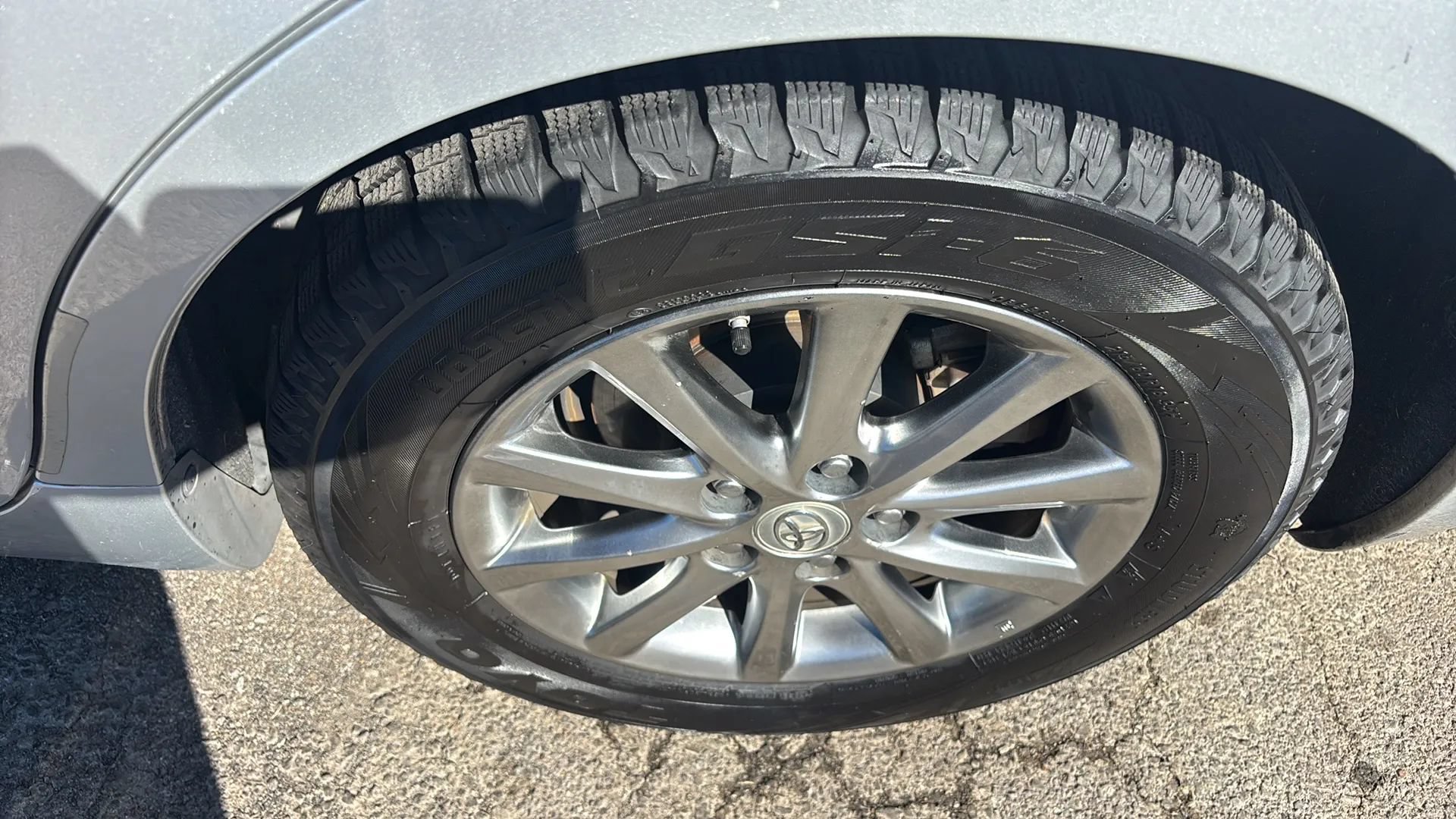 Used 2011 Toyota Camry Hybrid FWD image 31