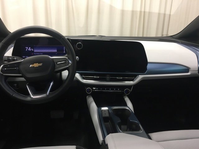 Used 2024 Chevrolet Equinox EV LT image 20