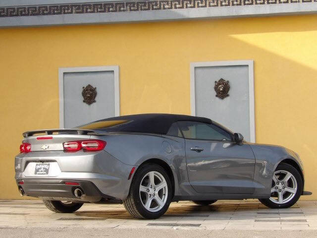 Used 2021 Chevrolet Camaro LT RWD image 56