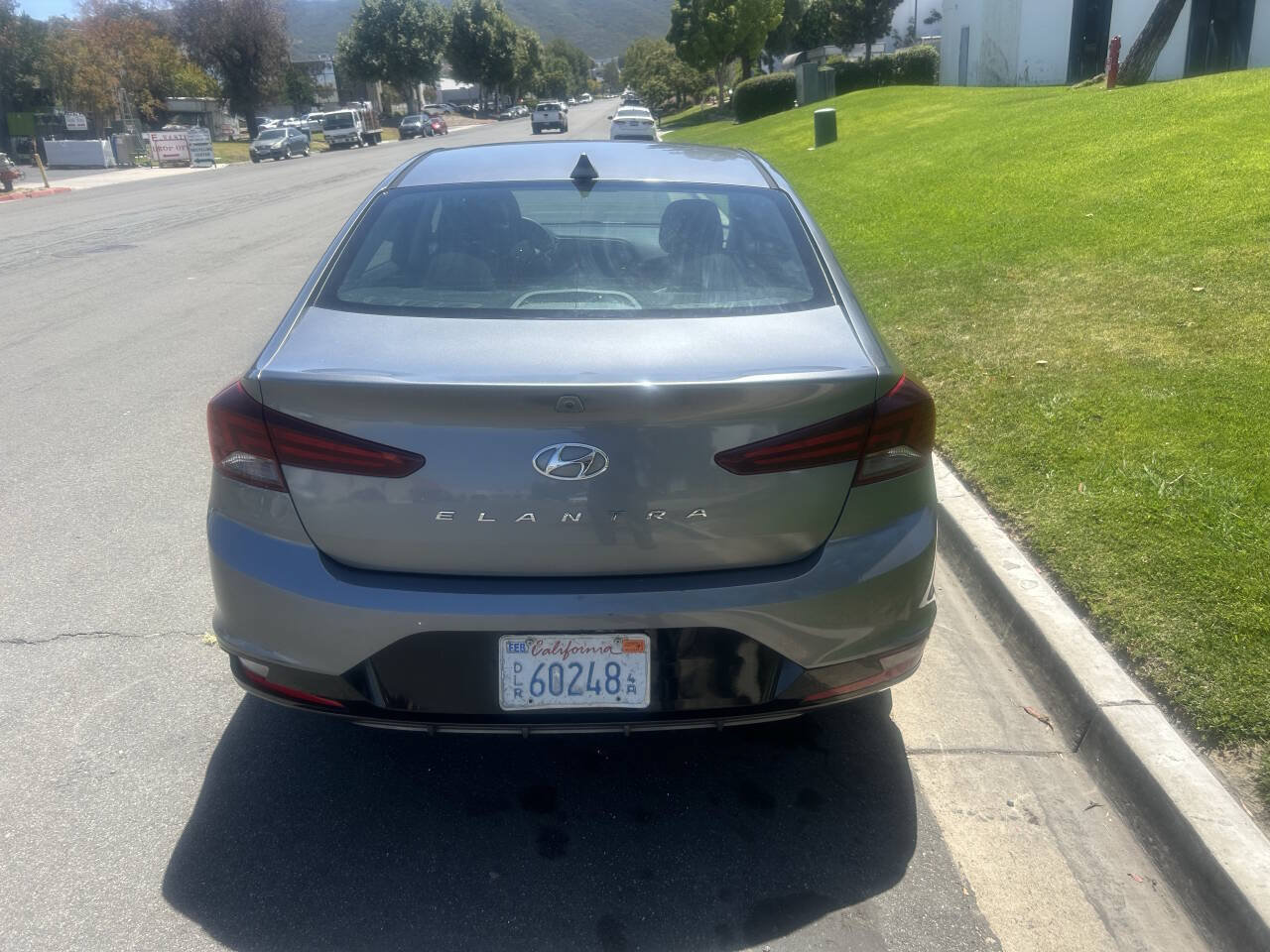 Used 2019 Hyundai Elantra SEL w/ Cargo Package FWD image 4