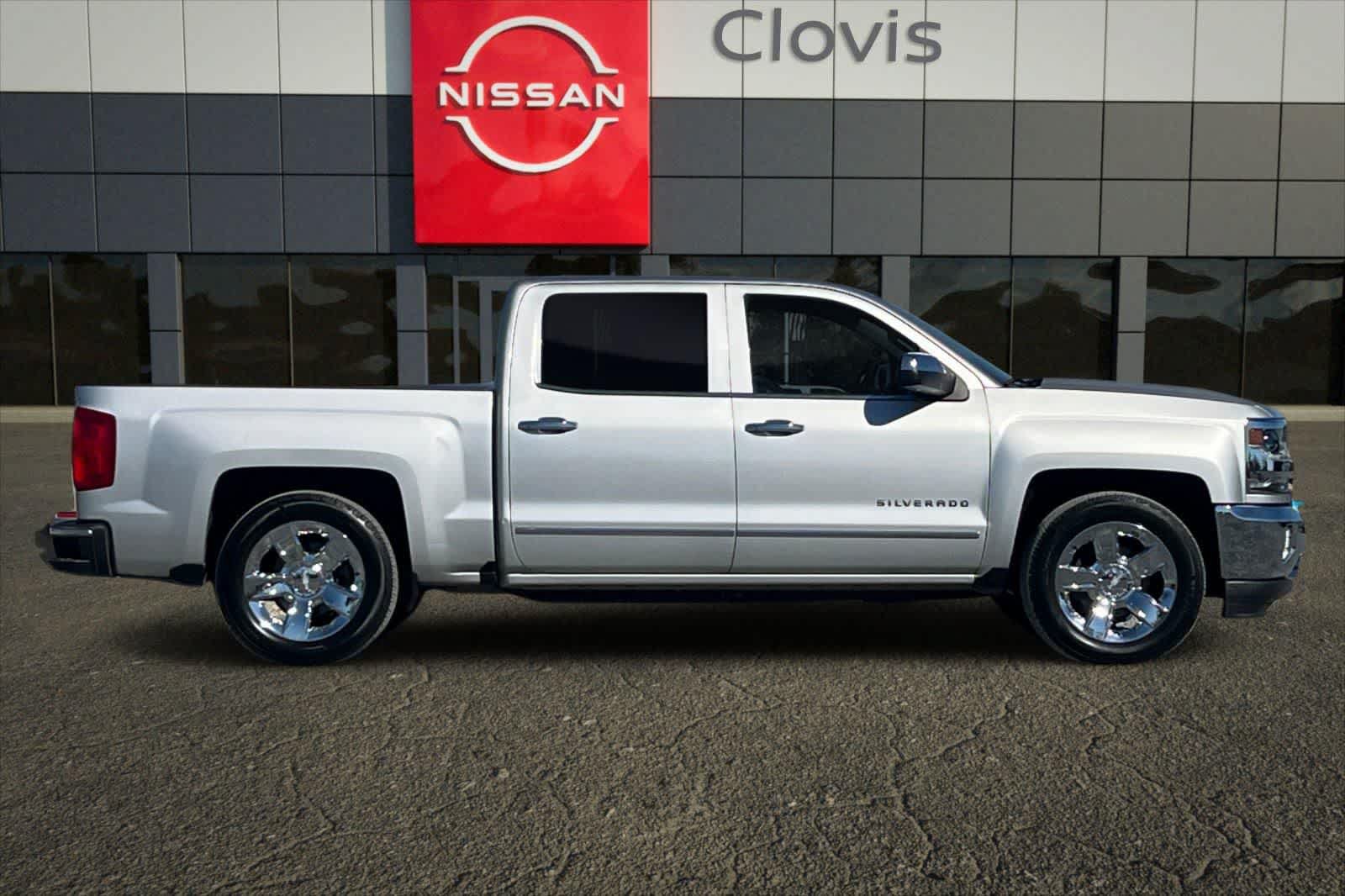 Used 2018 Chevrolet Silverado 1500 LTZ w/ Sport Package AWD/4WD image 9
