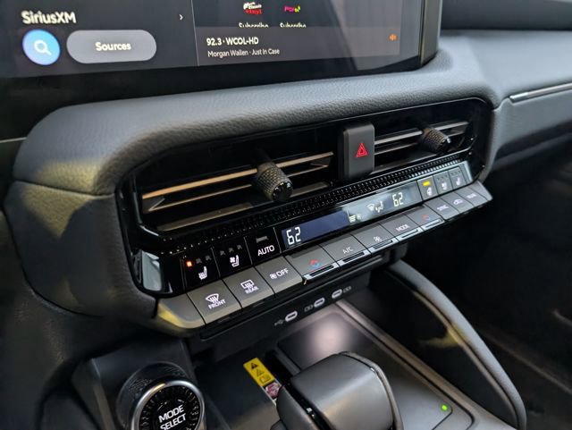 Used 2025 Toyota Land Cruiser w/ Premium Package image 22