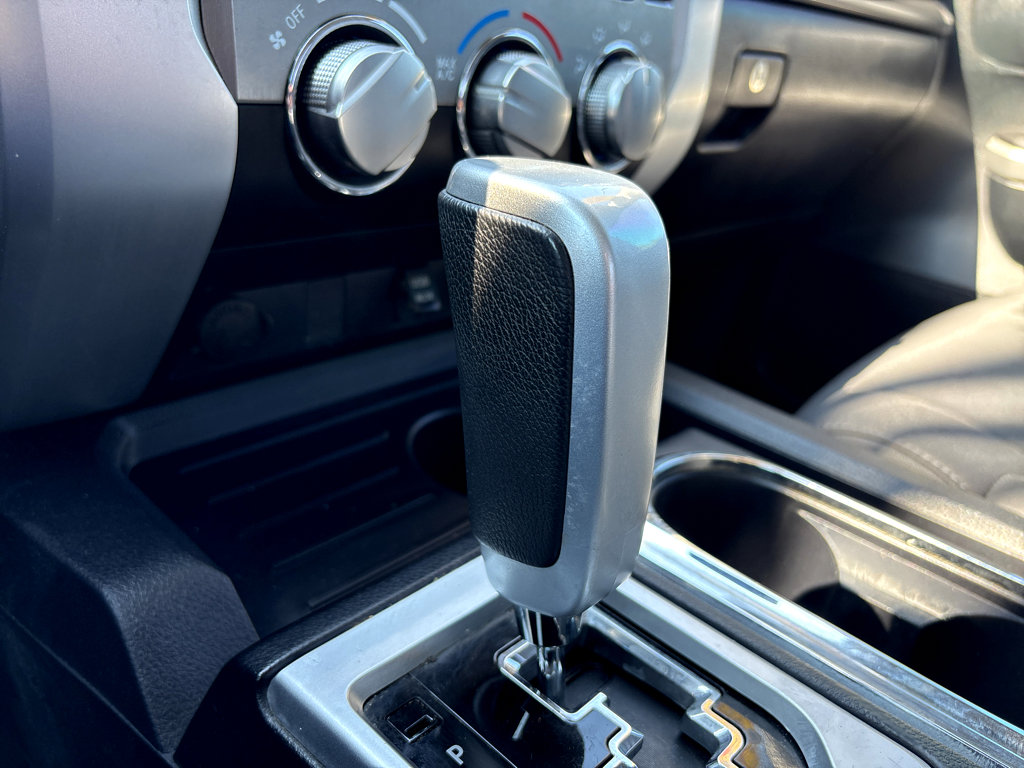 Used 2017 Toyota Tundra SR5 w/ SR5 Upgrade Package image 15