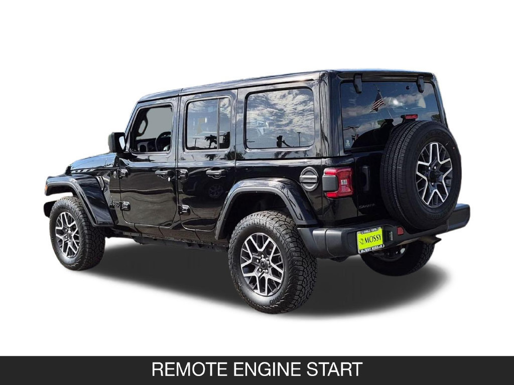 Used 2025 Jeep Wrangler Unlimited Sahara AWD/4WD image 7
