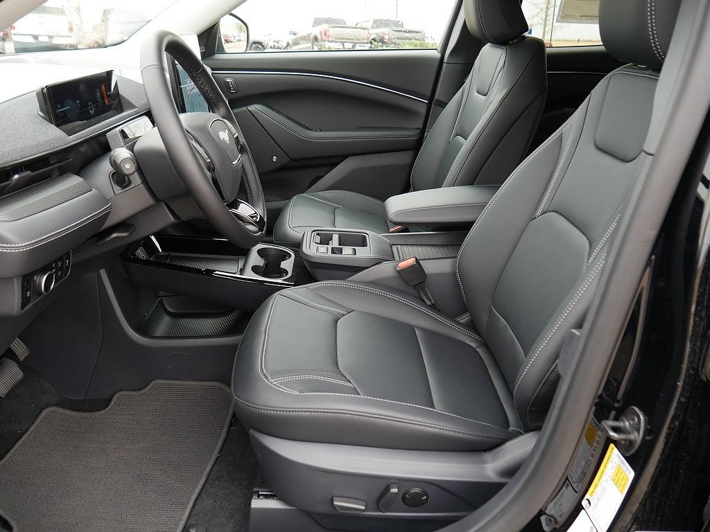 New 2026 Ford Mustang Mach-E Premium w/ Technology Package AWD/4WD image 10