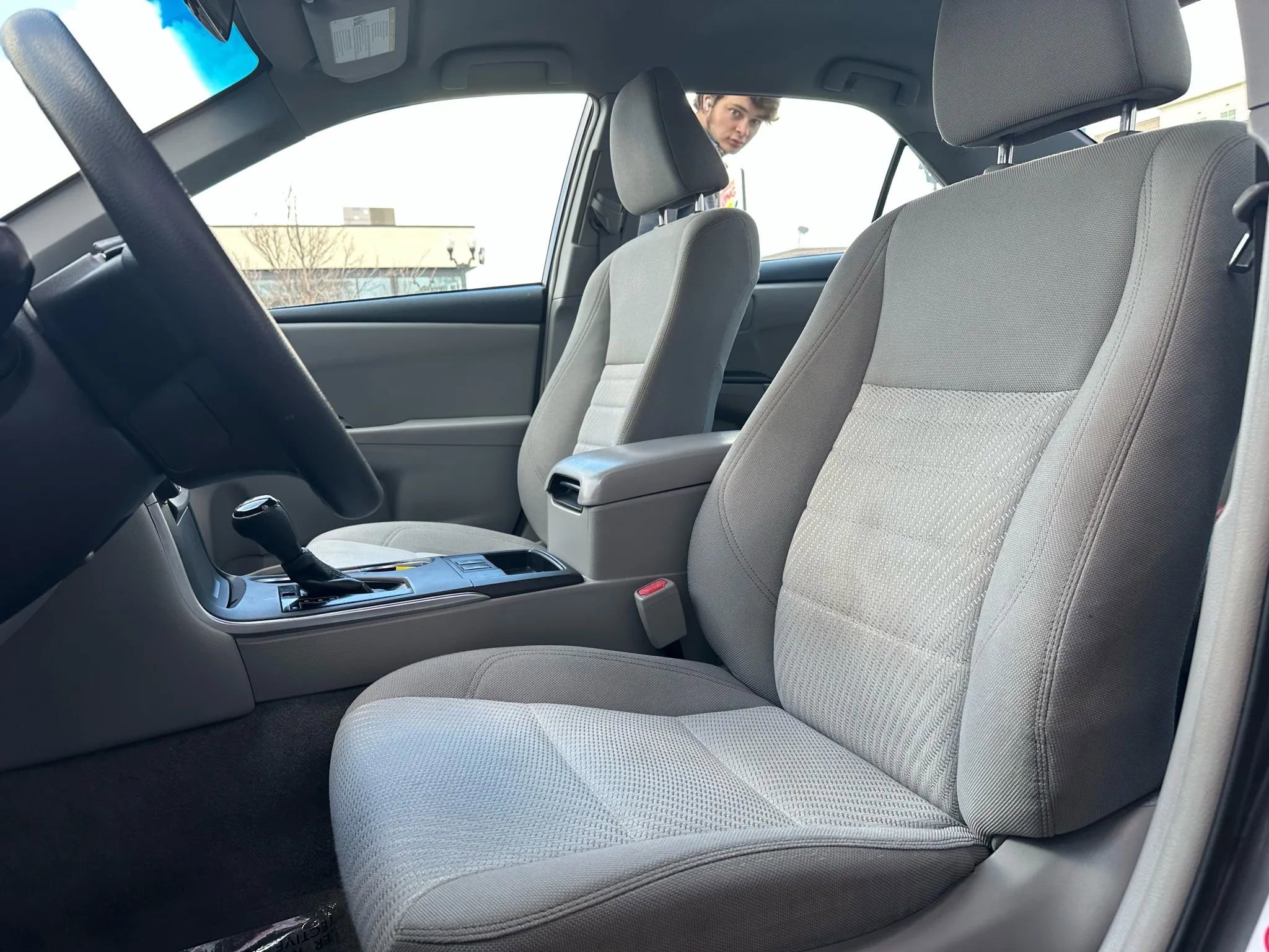 Used 2016 Toyota Camry LE FWD image 6