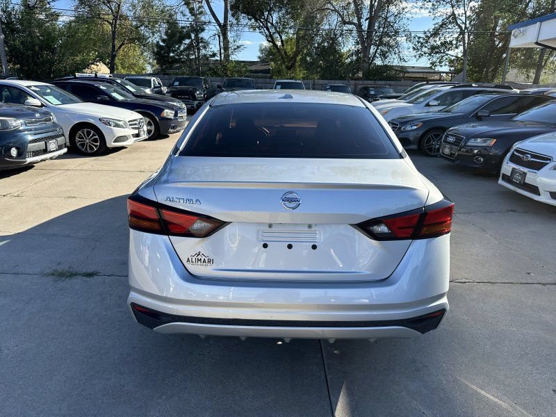 Used 2020 Nissan Altima 2.5 S FWD image 6