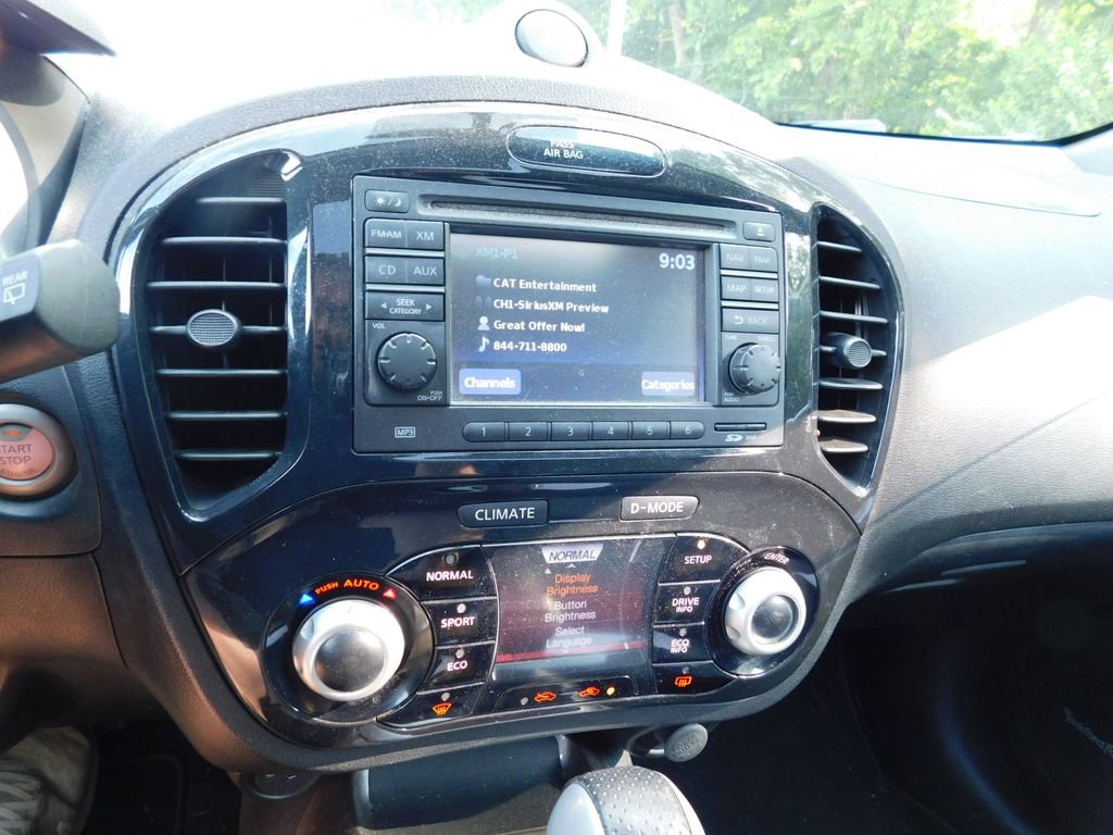 Used 2013 Nissan Juke SL AWD/4WD image 10