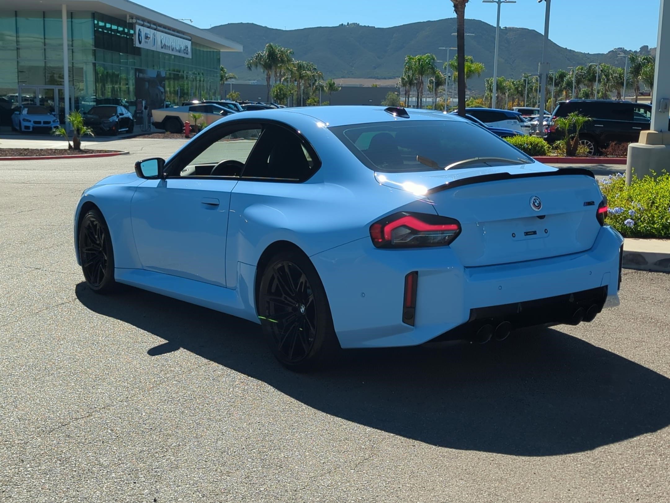 Used 2023 BMW M2 w/ Lighting Package image 8