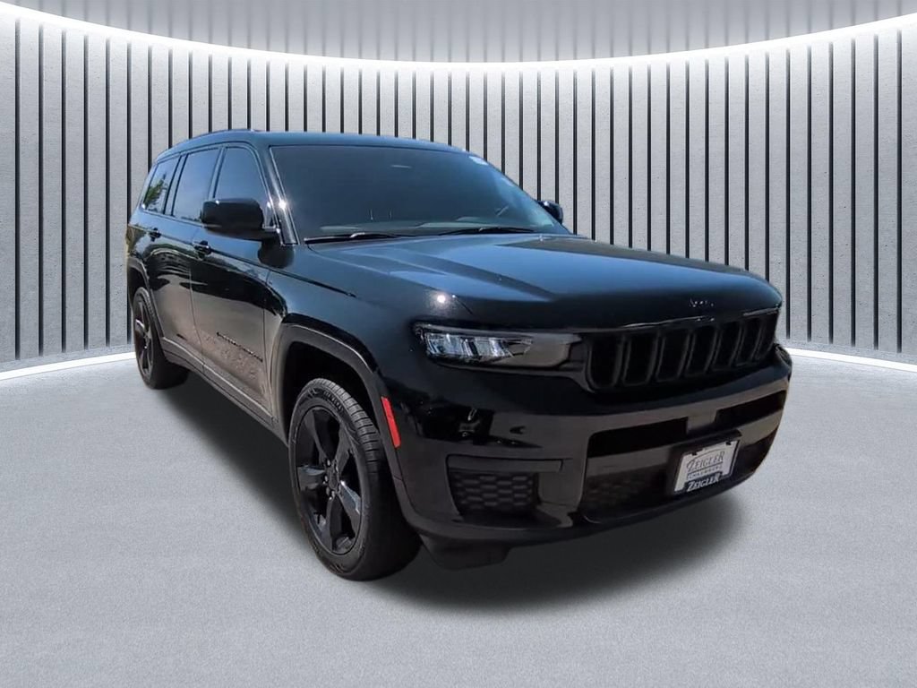 Used 2023 Jeep Grand Cherokee L Laredo AWD/4WD image 22