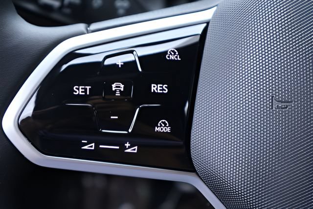 New 2026 Volkswagen ID.4 Pro AWD/4WD image 20