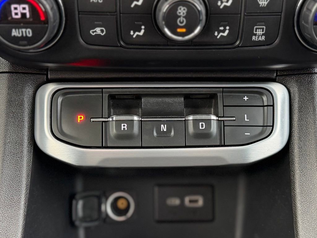 Used 2021 GMC Acadia SLE w/ Driver Convenience Package image 18