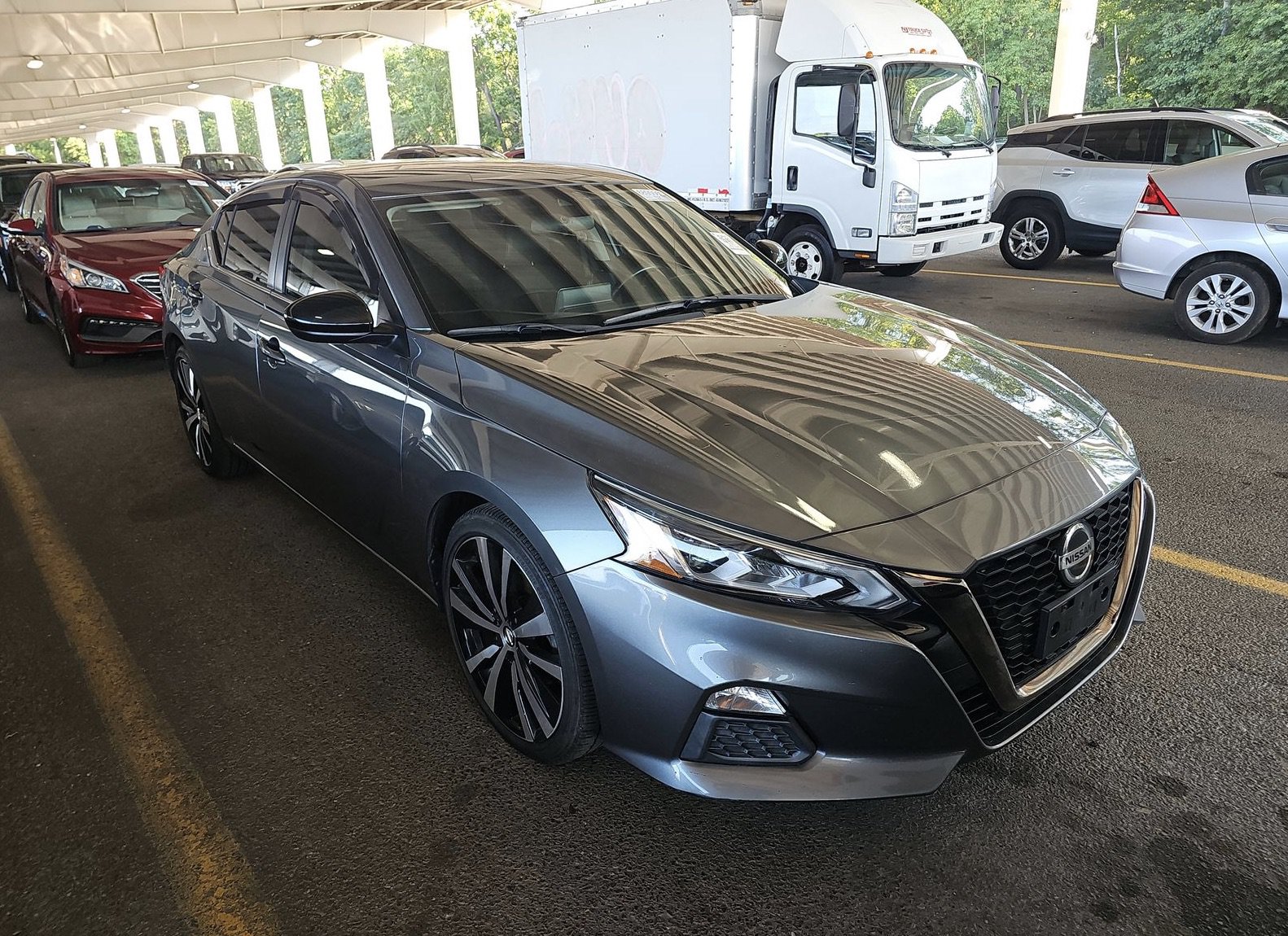 Used 2020 Nissan Altima 2.5 SR FWD image 3