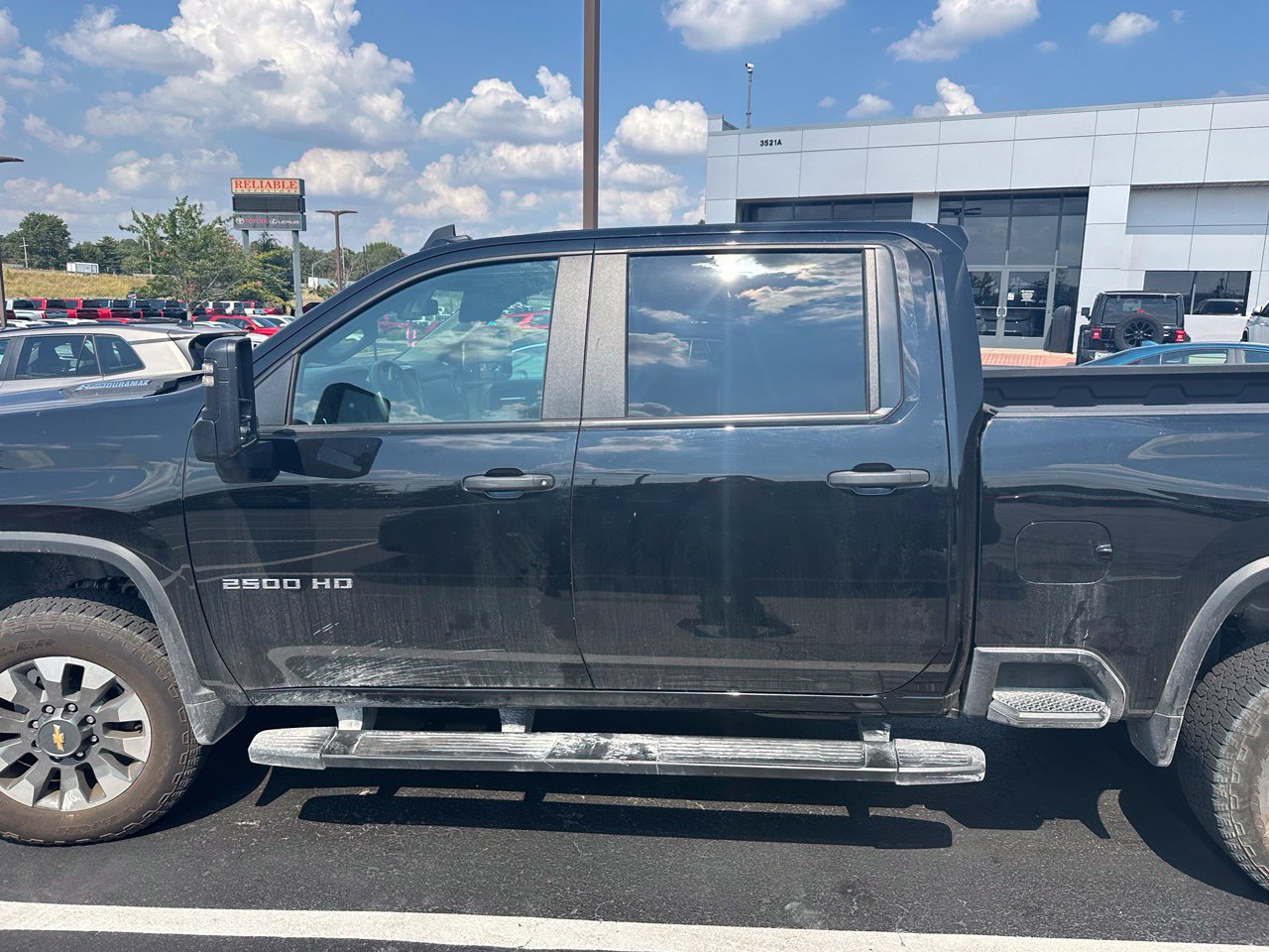 Used 2024 Chevrolet Silverado 2500 Custom w/ Custom Value Package AWD/4WD image 16
