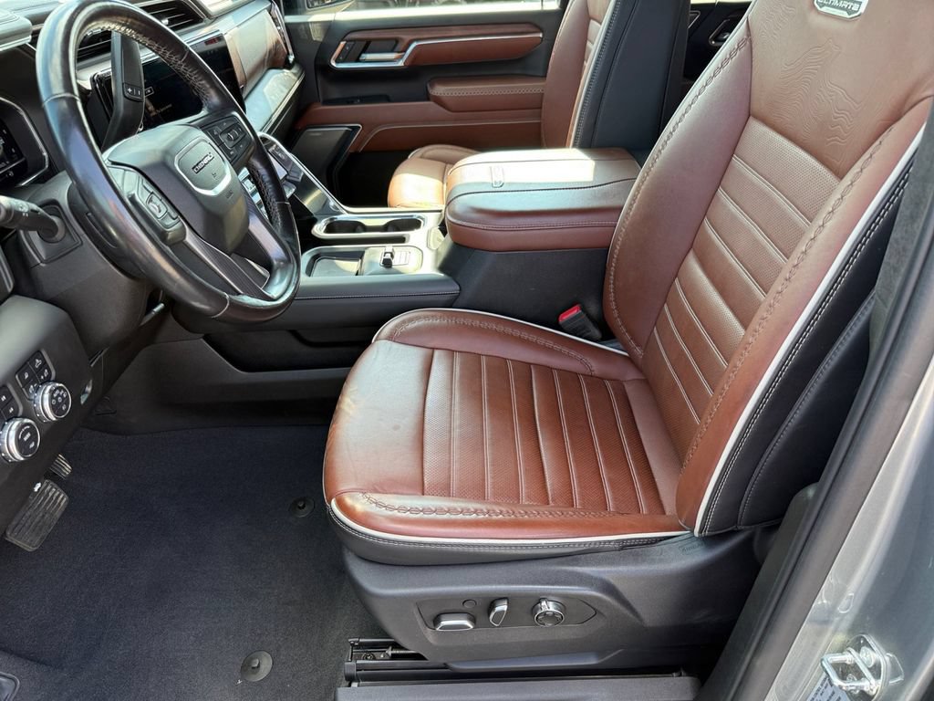 Used 2024 GMC Sierra 2500 Denali Ultimate w/ Snow Plow Prep/Camper Package AWD/4WD image 10