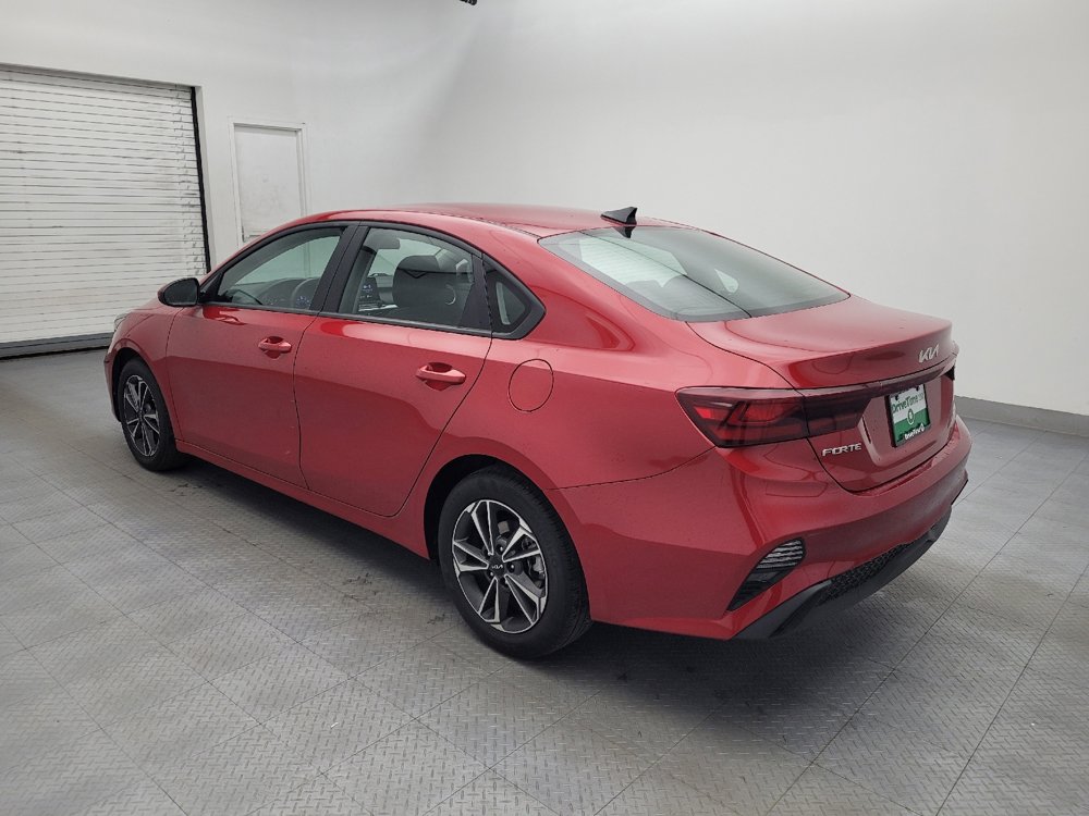 Used 2024 Kia Forte LXS image 3