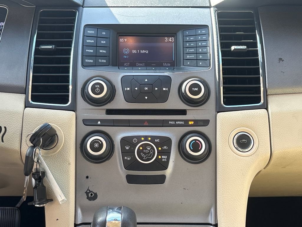 Certified 2017 Ford Taurus SE image 25