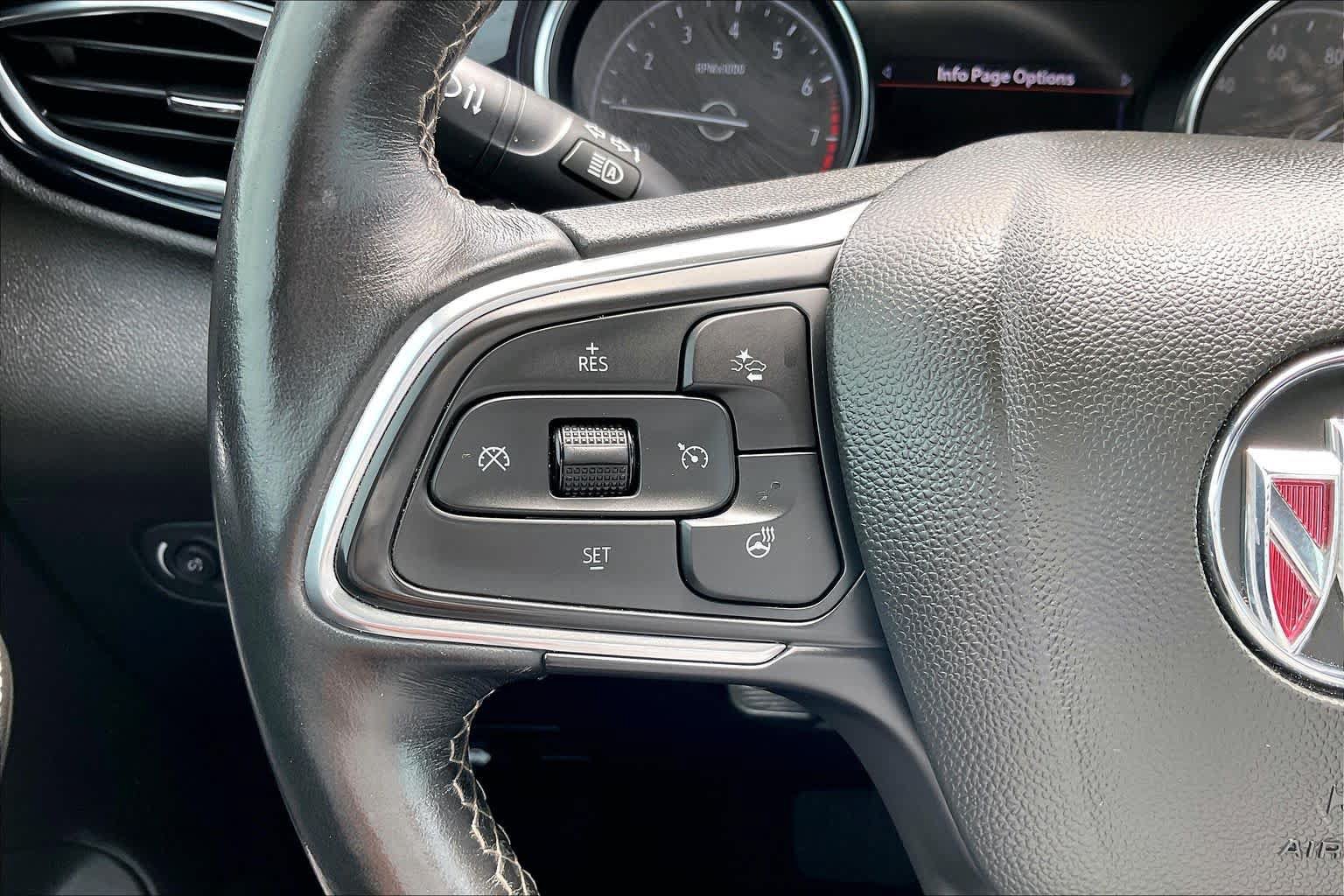 Used 2020 Buick Encore GX Essence FWD image 23