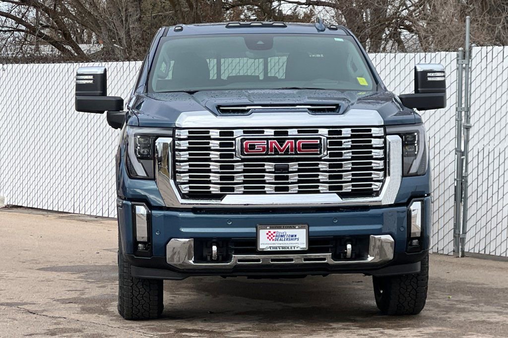 New 2026 GMC Sierra 2500 Denali w/ Denali Reserve Package image 6