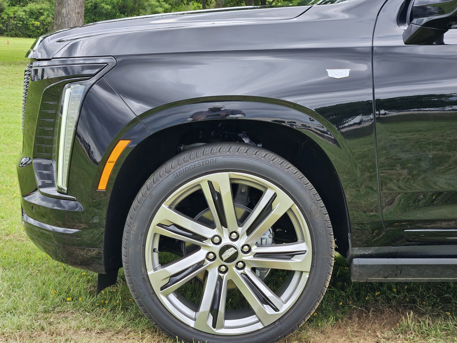 New 2026 Cadillac Escalade Sport w/ Touring Package AWD/4WD image 6