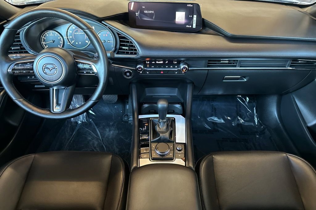 New 2025 MAZDA MAZDA3 Hatchback w/Premium Plus Pkg image 11