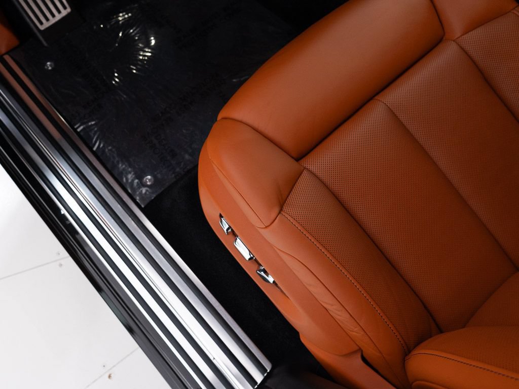 Certified 2023 Rolls-Royce Phantom Sedan RWD image 13