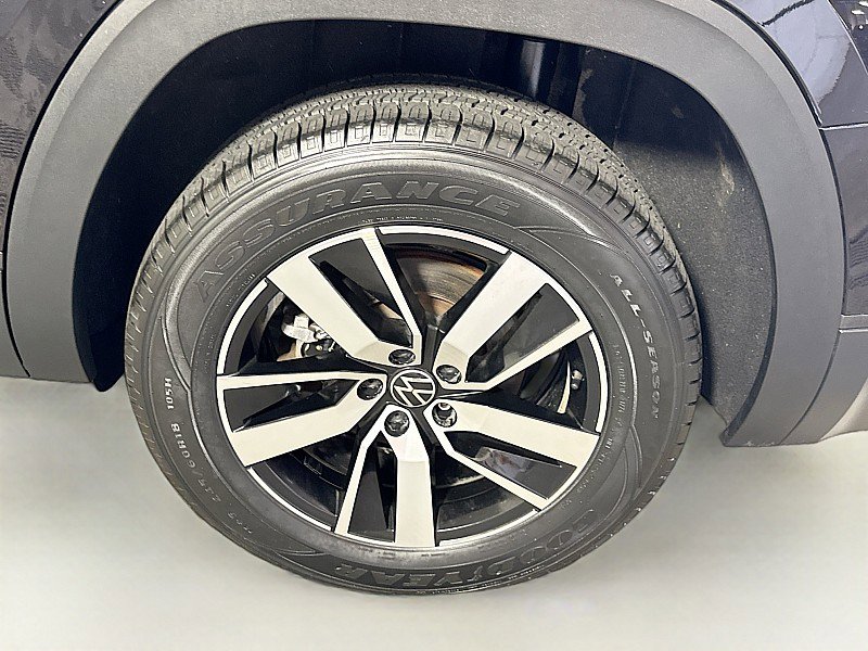 Used 2023 Volkswagen Atlas SE image 31