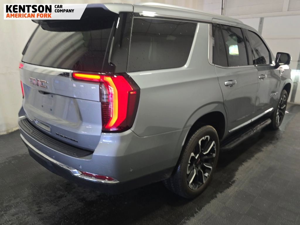 Used 2025 GMC Yukon Elevation w/ Elevation Premium Package AWD/4WD image 4