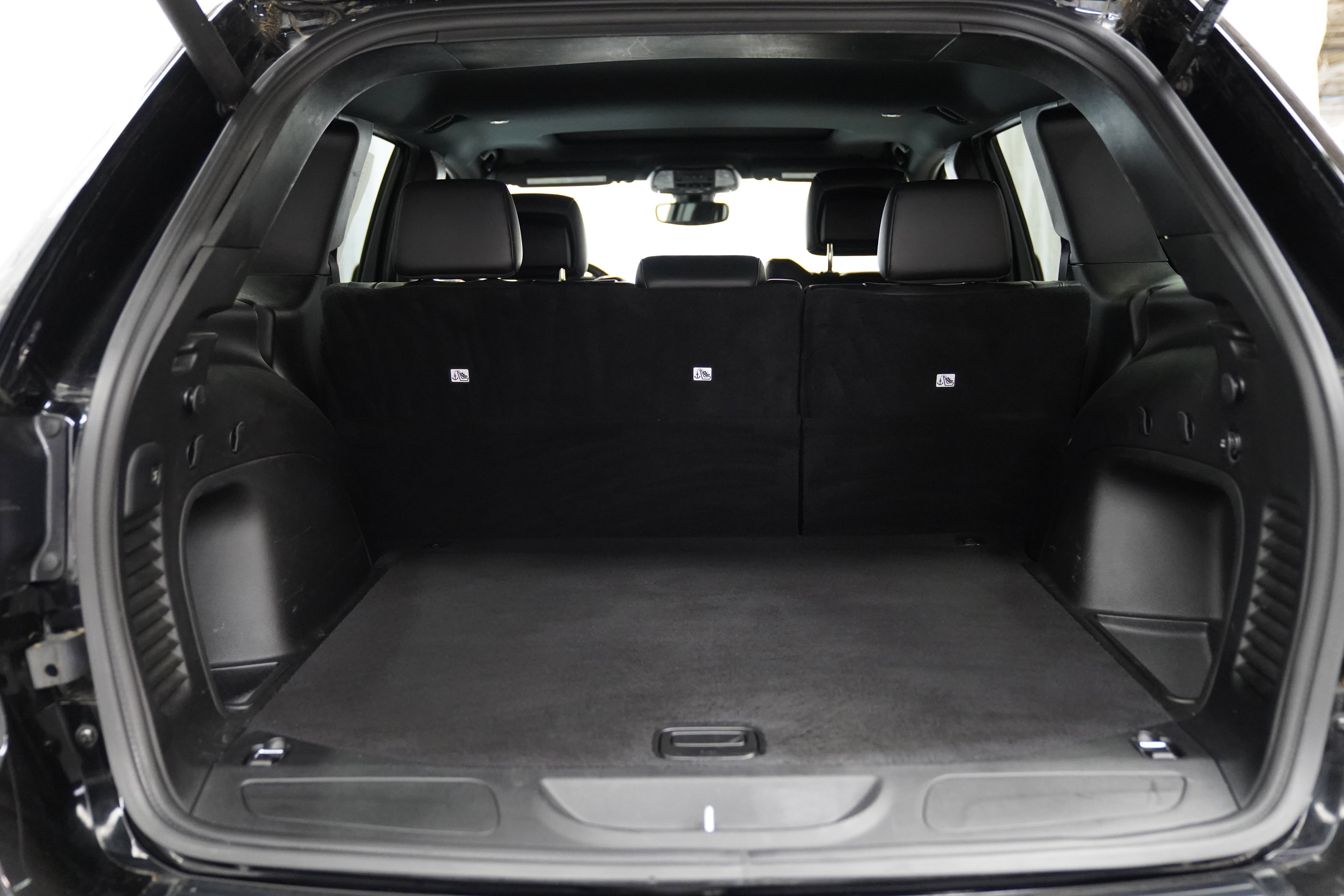 Used 2022 Jeep Grand Cherokee Limited AWD/4WD image 7