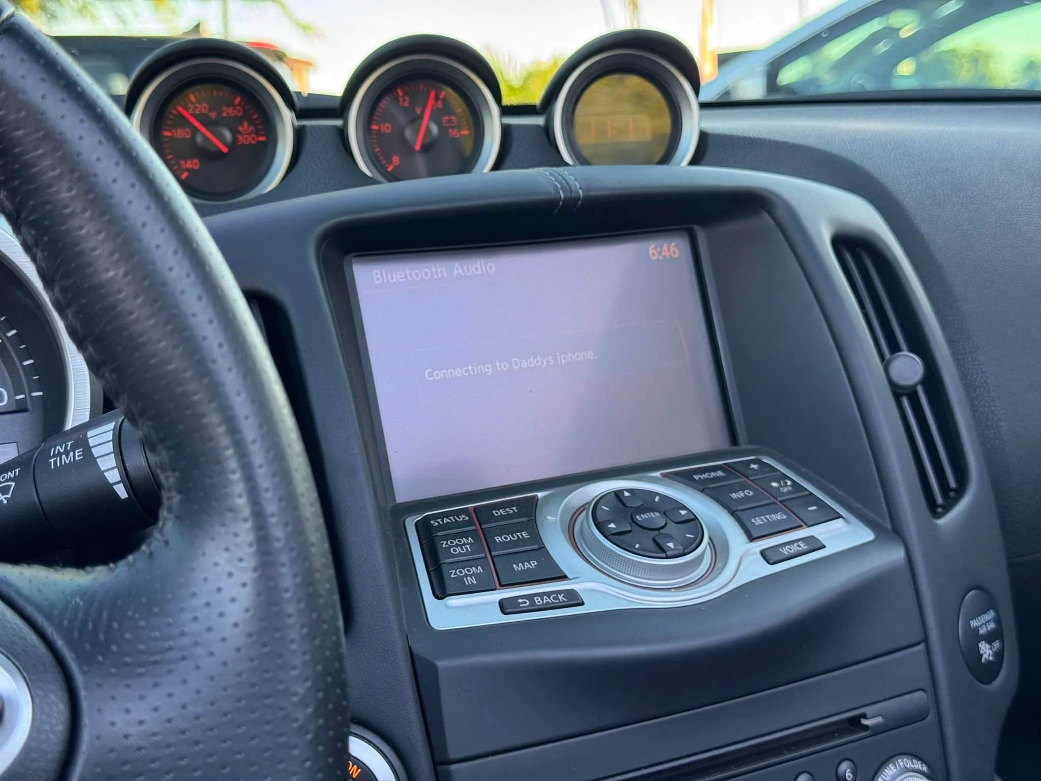 Used 2014 Nissan 370Z Touring w/ Sport Package RWD image 18